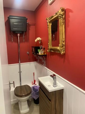 2 Bedroom Chelsea Apartment ลอนดอน ภายนอก รูปภาพ
