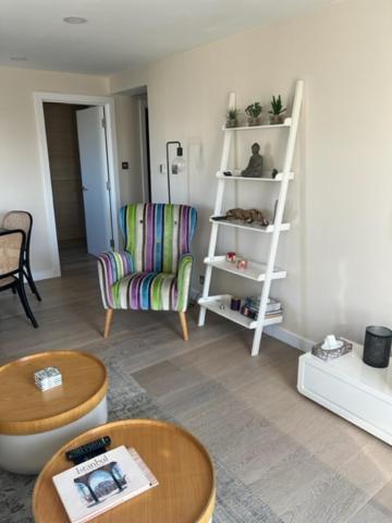 2 Bedroom Chelsea Apartment ลอนดอน ภายนอก รูปภาพ