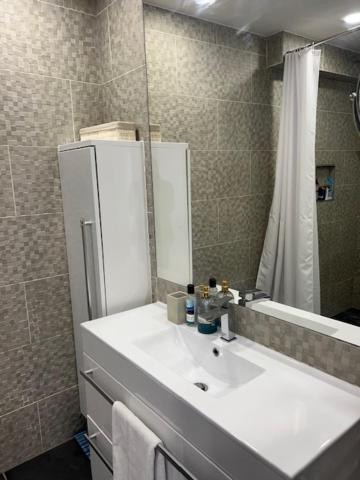 2 Bedroom Chelsea Apartment ลอนดอน ภายนอก รูปภาพ